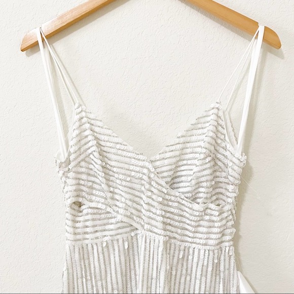 Mac Duggal White Maxi Dress - Picture 5 of 8